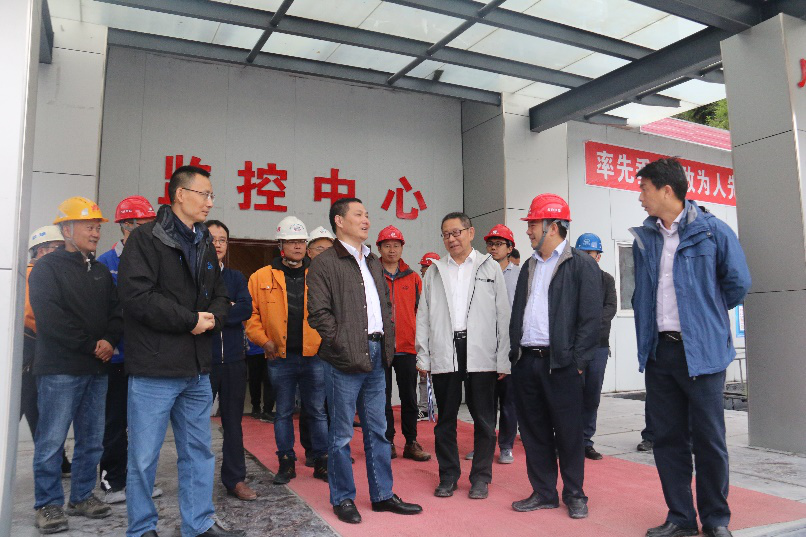 省交通投資集團黨委副書記、副董事長、總經(jīng)理 周黎明赴九綿高速LJ9項目檢查指導工作