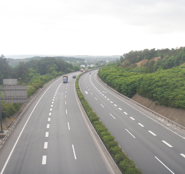 2010年--綿（陽）廣（元）高速公路路面工程
